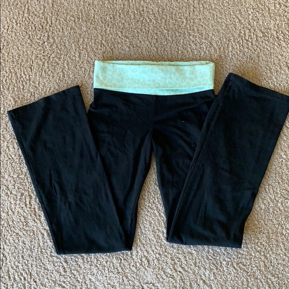 PINK Victoria’s Secret Yoga Pants
